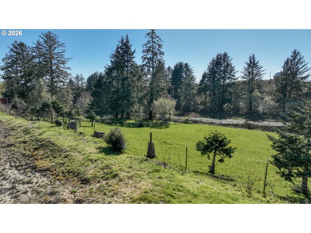 91620 SCHAFFER Dr, Warrenton, OR 97146