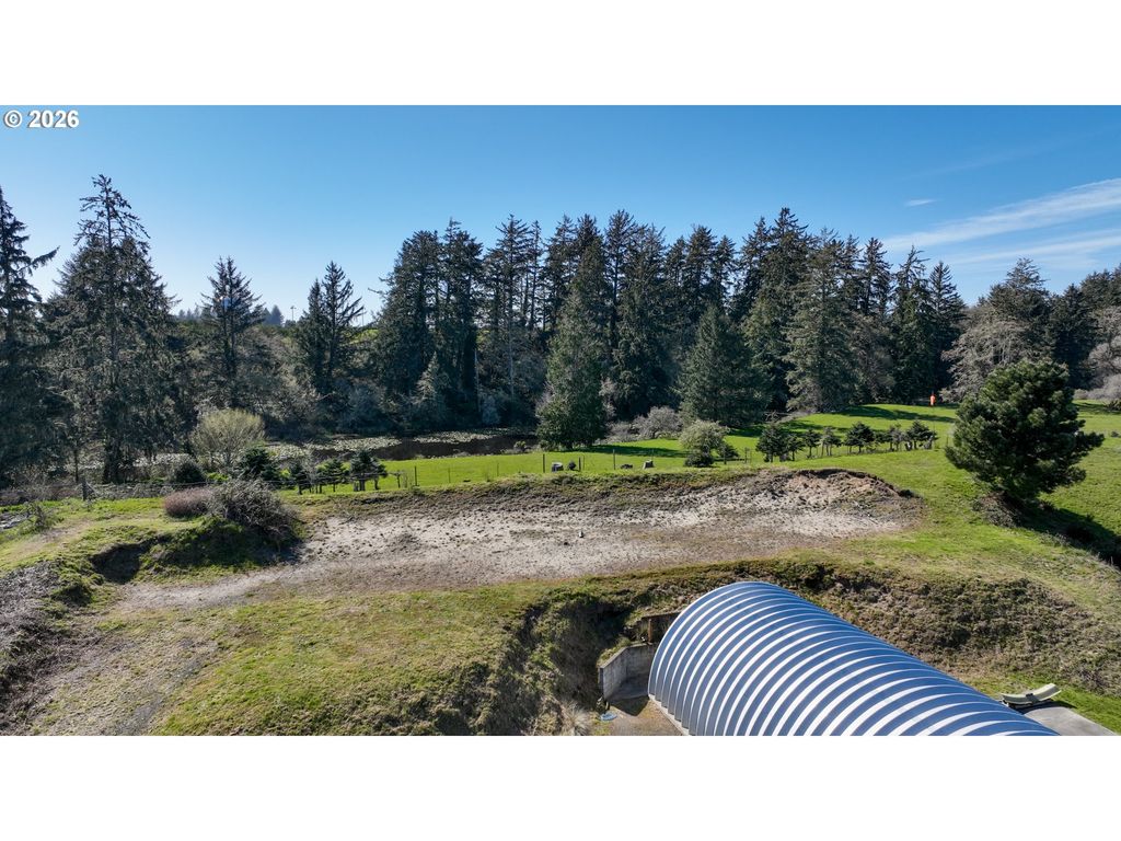 91620 SCHAFFER Dr, Warrenton, OR 97146