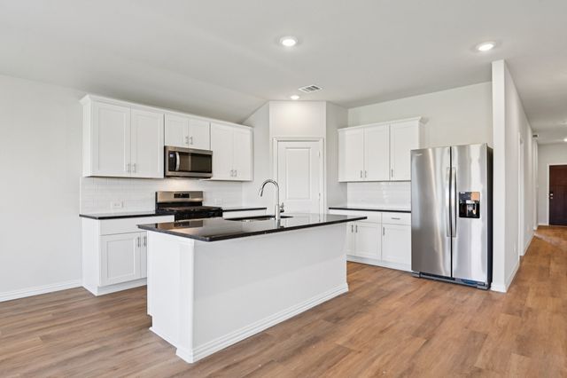 2115 Longchamp Lane, Seagoville, TX 75159