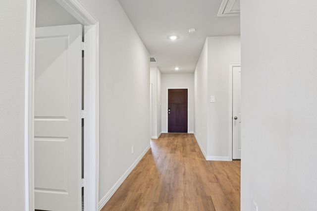 2115 Longchamp Lane, Seagoville, TX 75159