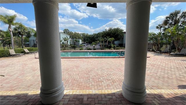2850 SOMERSET PARK DRIVE 201, Tampa, FL 33613