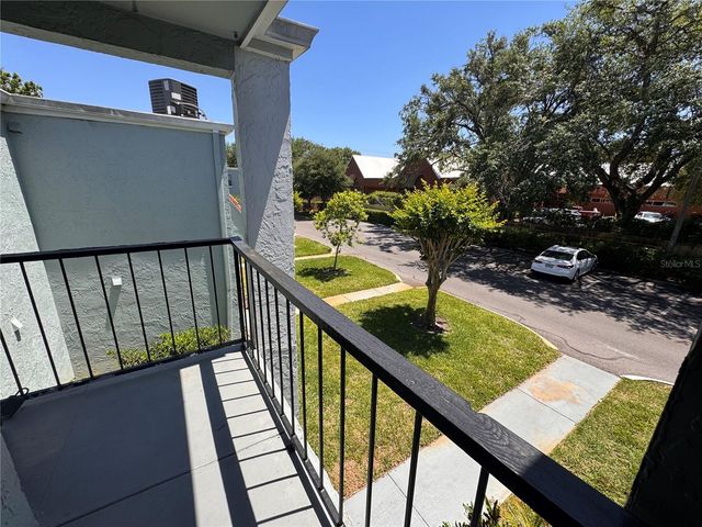 2850 SOMERSET PARK DRIVE 201, Tampa, FL 33613