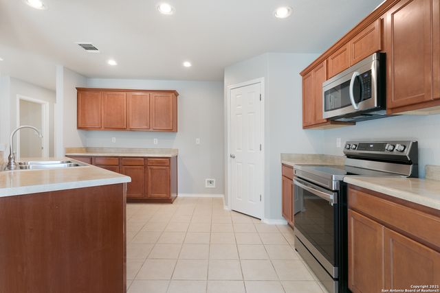 3738 Grissom Branch, San Antonio, TX 78251