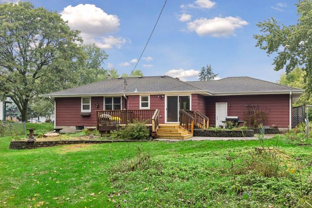 2501 80th Avenue N, Brooklyn Park, MN 55444