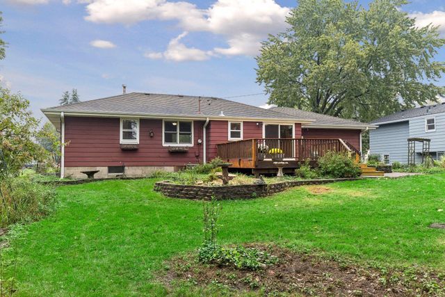 2501 80th Avenue N, Brooklyn Park, MN 55444