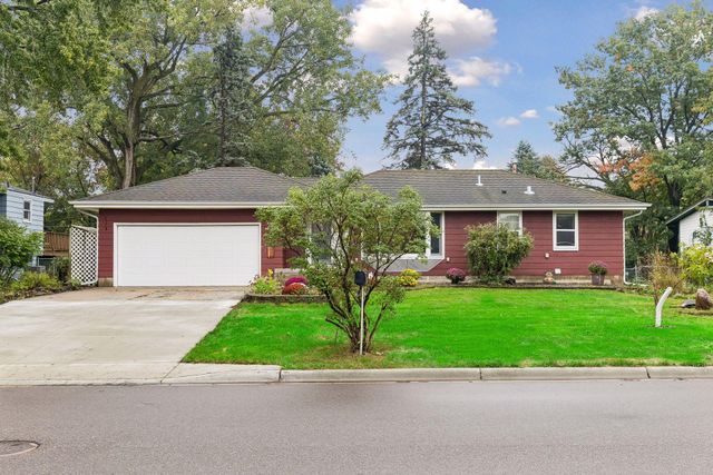 2501 80th Avenue N, Brooklyn Park, MN 55444