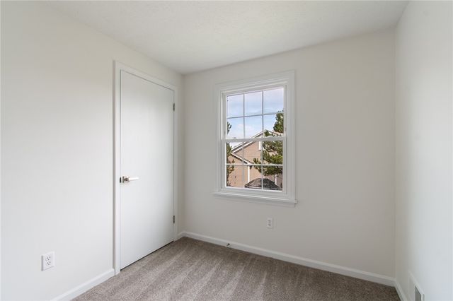 651 Neros Run, Webster, NY 14580