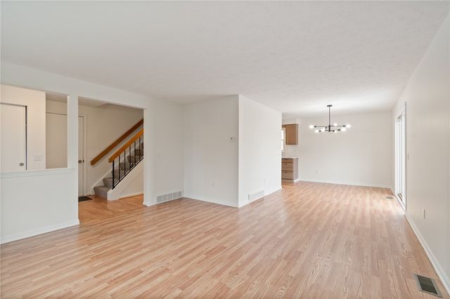 651 Neros Run, Webster, NY 14580