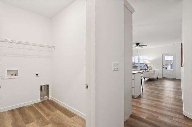 4006 Unbridled Ave, Iowa City, IA 52240