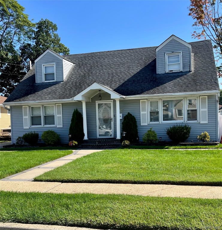 138 Mason Street, Hempstead, NY 11550 — exterior