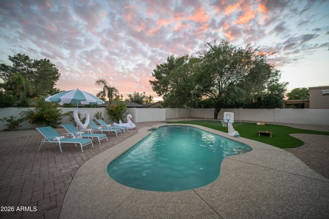 4717 E LE MARCHE Avenue, Phoenix, AZ 85032