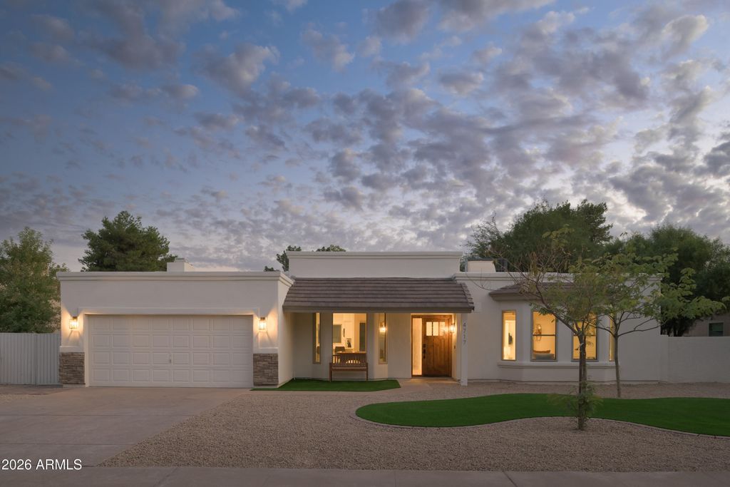 4717 E LE MARCHE Avenue, Phoenix, AZ 85032