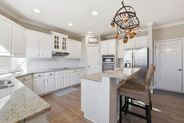 175 Barton Place, Alpharetta, GA 30005