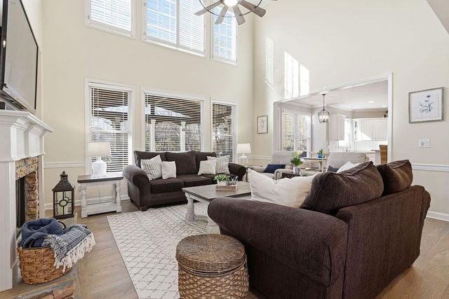 175 Barton Place, Alpharetta, GA 30005