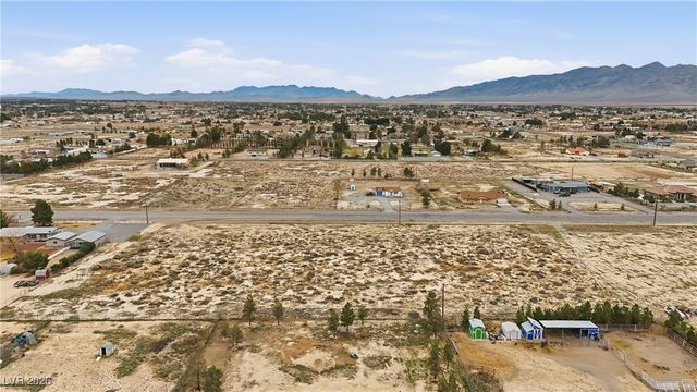1830 East Gamebird Road, Pahrump, NV 89048