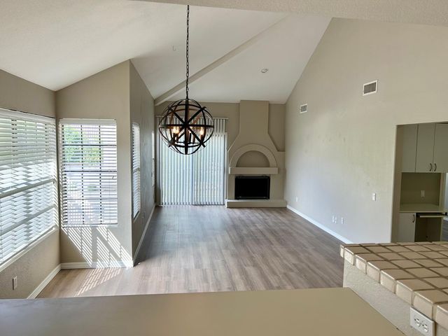 10015 E Mountain View Road Unit 2009, Scottsdale, AZ 85258