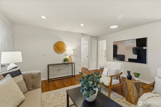 23123 88th Avenue W, Edmonds, WA 98026