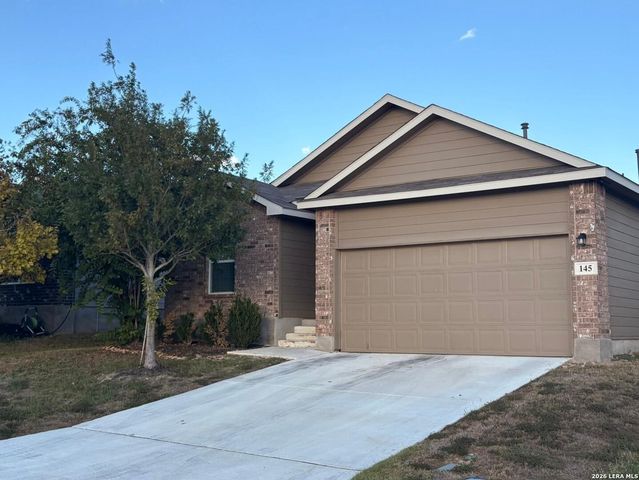 145 Scarlet Macaw, San Antonio, TX 78253