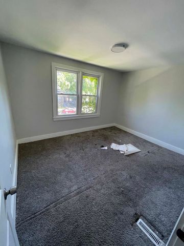 9154 S May Street, Chicago, IL 60620