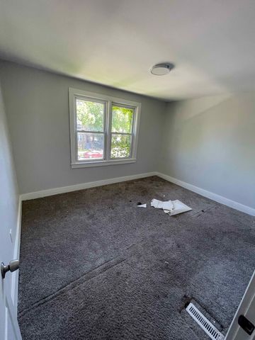 9154 S May Street, Chicago, IL 60620