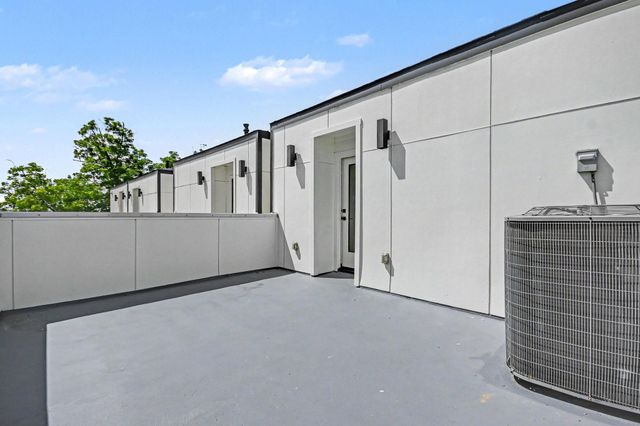2215 Francis Street, Houston, TX 77004