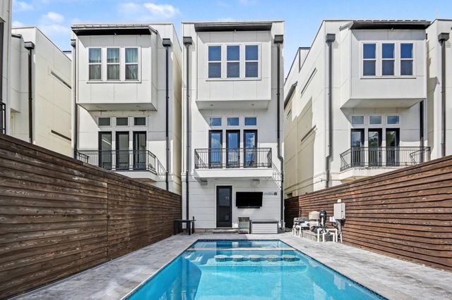 2215 Francis Street, Houston, TX 77004