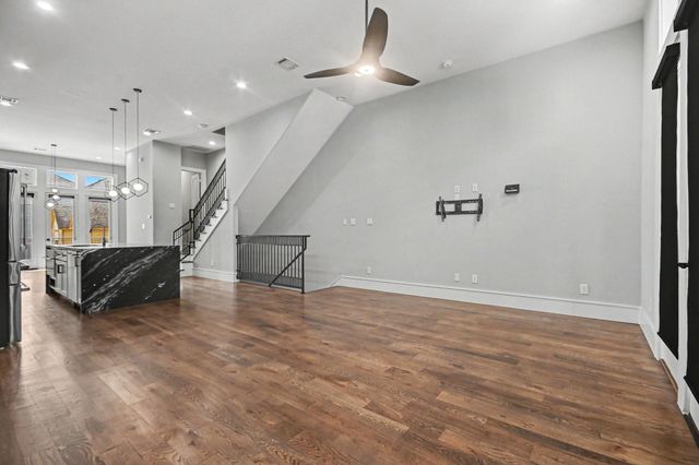 2215 Francis Street, Houston, TX 77004