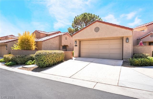 7307 Mission Hills Drive, Las Vegas, NV 89113