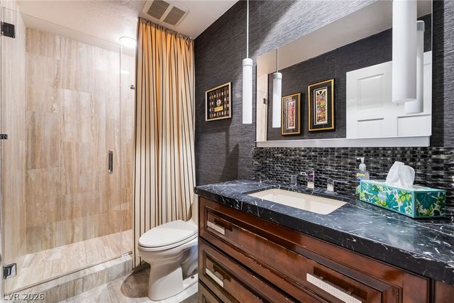 7307 Mission Hills Drive, Las Vegas, NV 89113