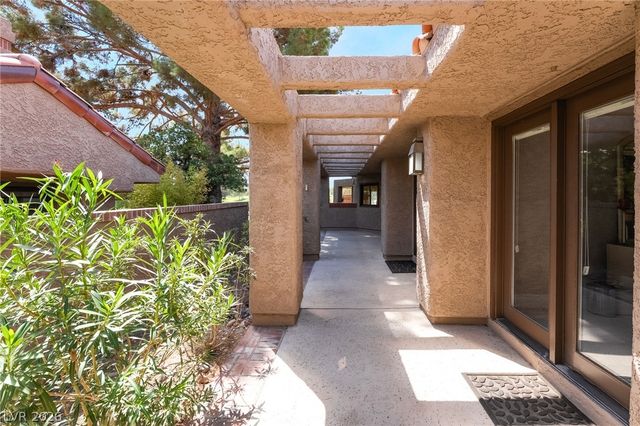 7307 Mission Hills Drive, Las Vegas, NV 89113