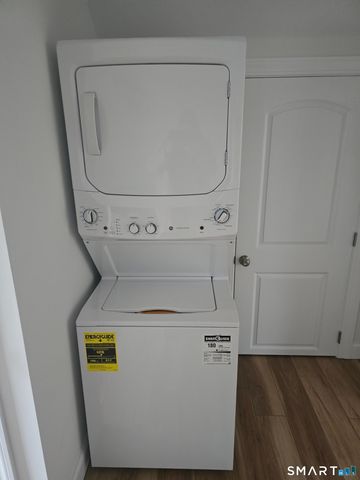 530 Jane Street 2B, Bridgeport, CT 06608