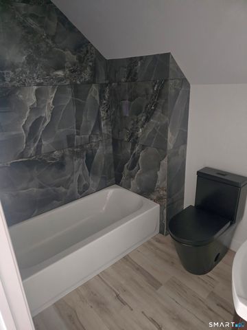 530 Jane Street 2B, Bridgeport, CT 06608