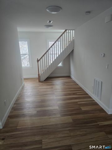 530 Jane Street 2B, Bridgeport, CT 06608