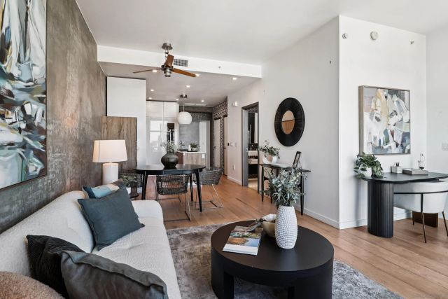 800 The Mark Ln 2703, San Diego, CA 92101