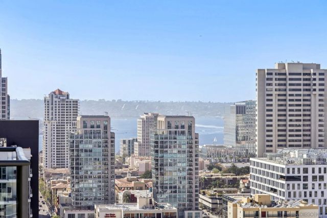 800 The Mark Ln 2703, San Diego, CA 92101