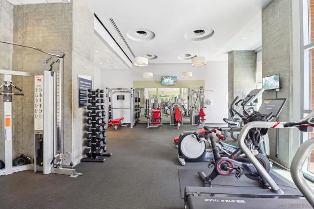 800 The Mark Ln 2703, San Diego, CA 92101