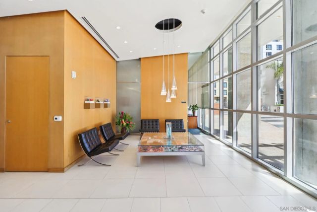 800 The Mark Ln 2703, San Diego, CA 92101