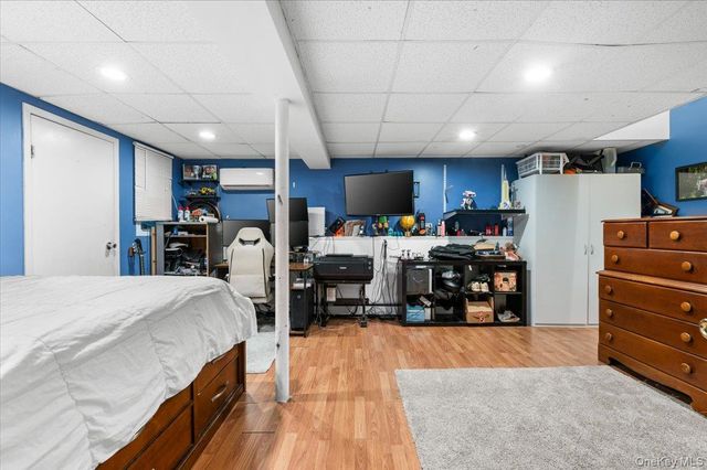 719 Catskill Avenue, Lindenhurst, NY 11757