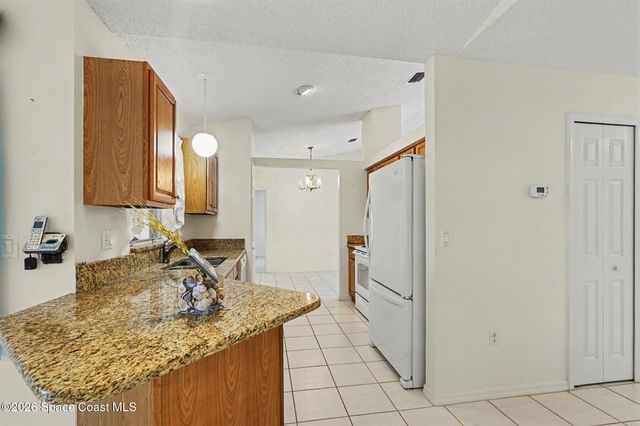 1410 Kaslo Circle NW, Palm Bay, FL 32907