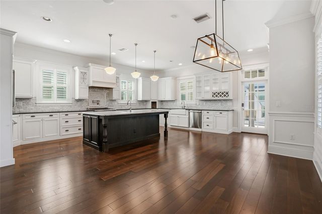 1505 S GEORGIA AVENUE, Tampa, FL 33629