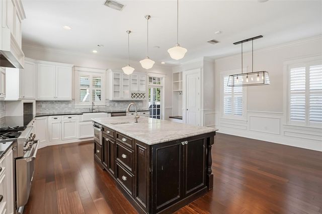 1505 S GEORGIA AVENUE, Tampa, FL 33629