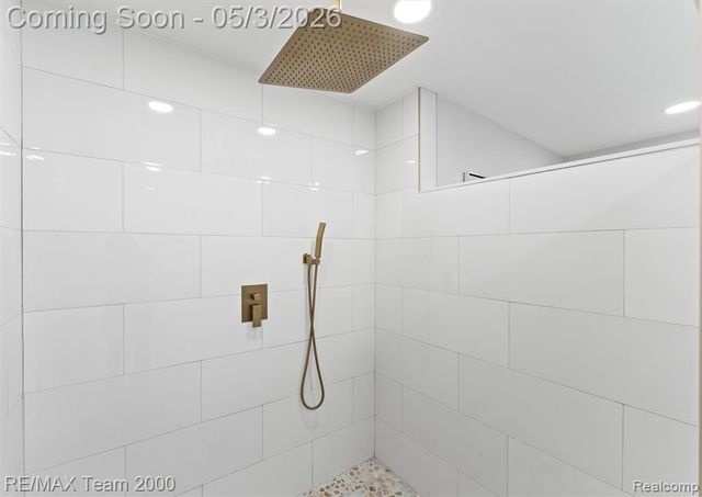 22624 Rio Vista Street, Saint Clair Shores, MI 48081