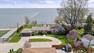22624 Rio Vista Street, Saint Clair Shores, MI 48081