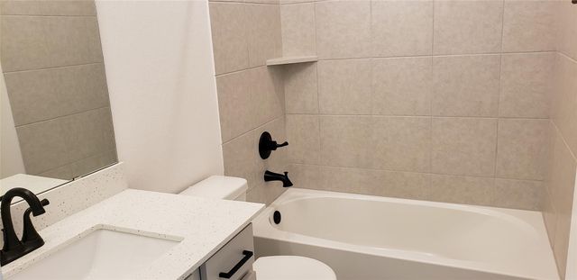 10611 Hidden Rock Drive, Missouri City, TX 77459