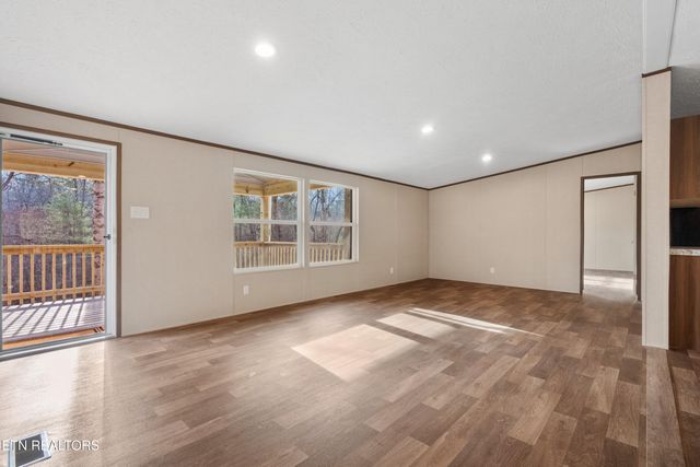 103 Baker Rd, Rockwood, TN 37854