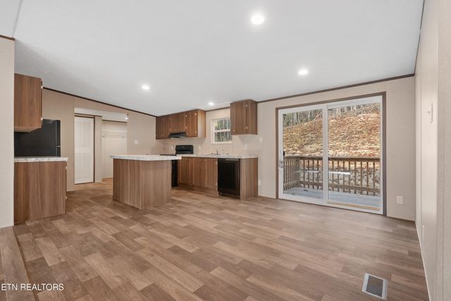 103 Baker Rd, Rockwood, TN 37854