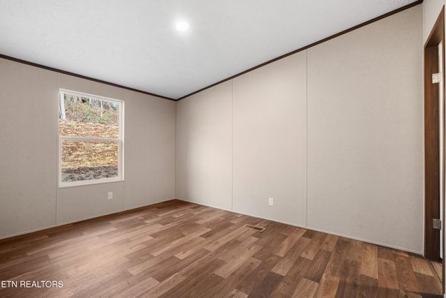 103 Baker Rd, Rockwood, TN 37854