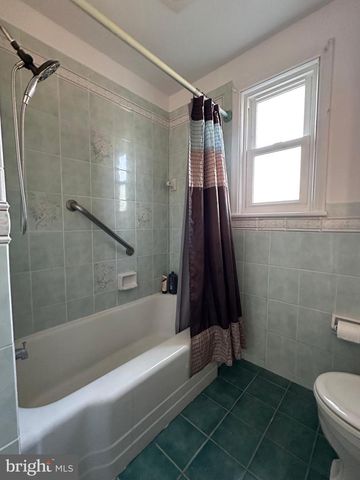 2637 HELEN ST, Allentown, PA 18104