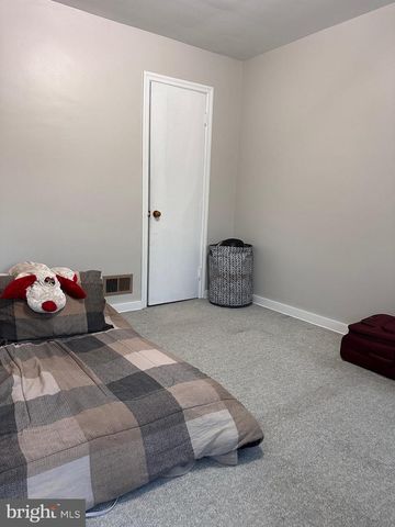 2637 HELEN ST, Allentown, PA 18104