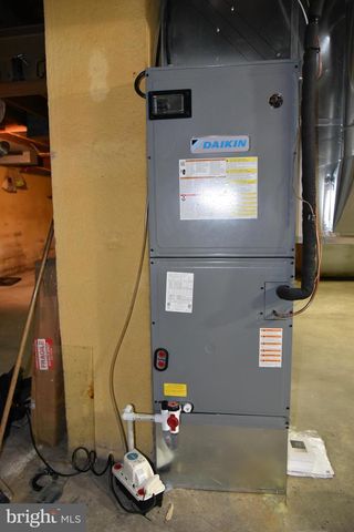 2637 HELEN ST, Allentown, PA 18104